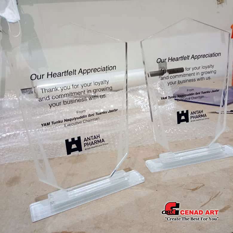 acrylic award trophy